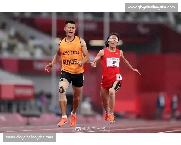 极速碰撞极限瞬间赛车冲线全景震撼瞬间定格荣耀