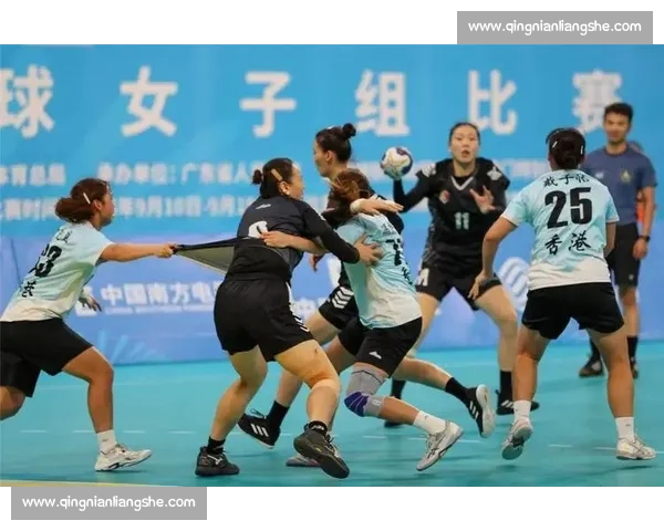 激烈手球对决全程回顾球员技巧与战术精彩瞬间 激烈手球对决全程回顾球员技巧与战术精彩瞬间